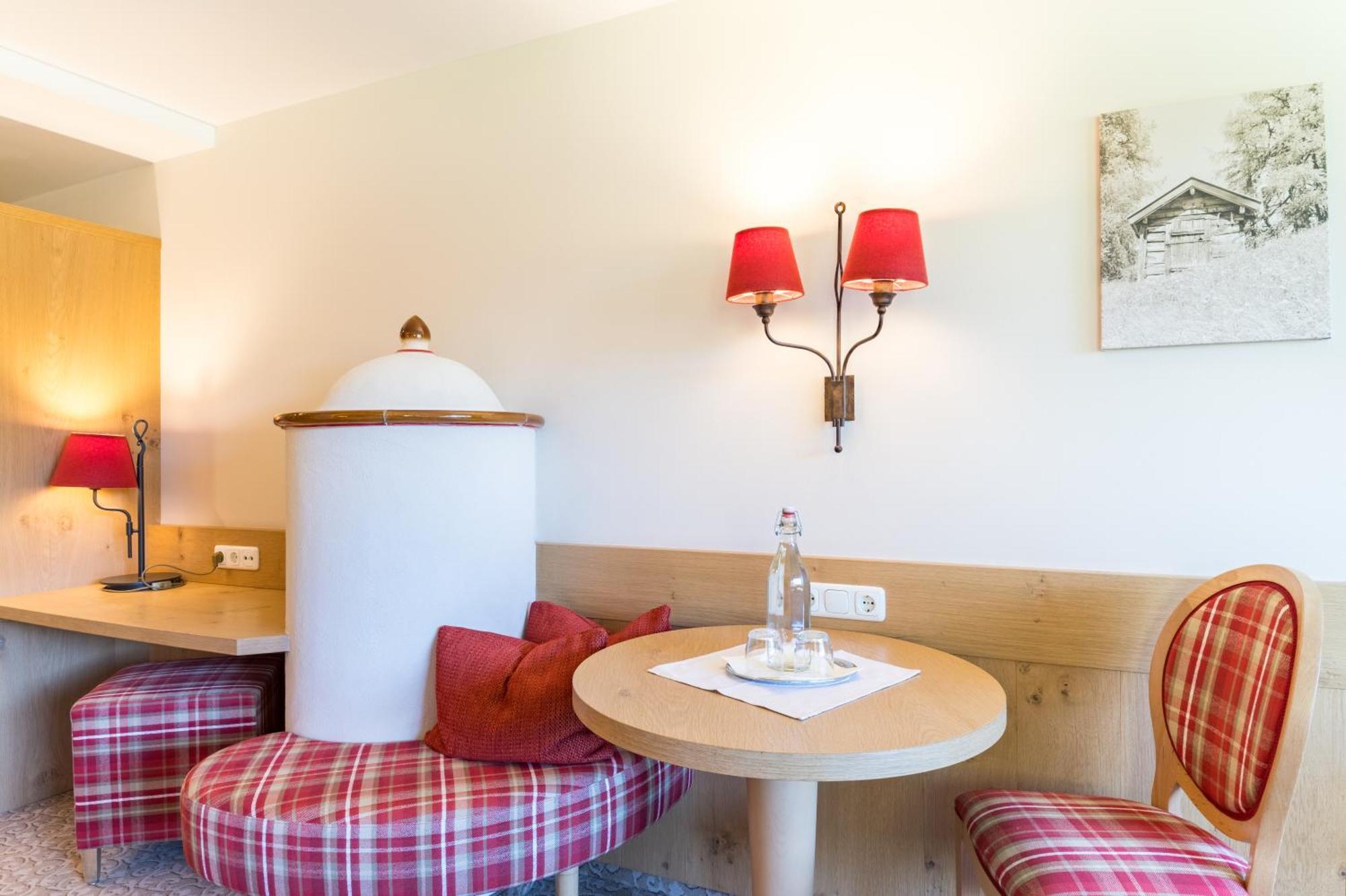 Hotel Post Bach (Tyrol) Quarto foto